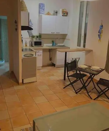 Apartment Sarah Marseille