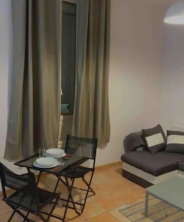 Sarah Apartment *